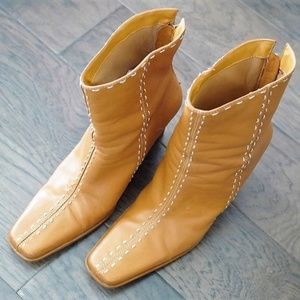 Diba | Camel Leather Ankle Boots